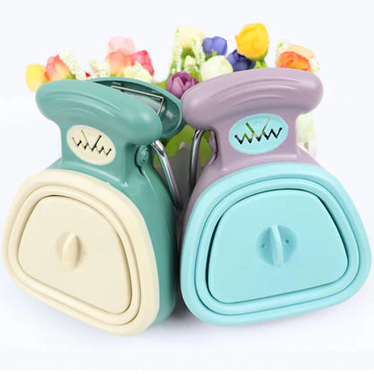 PoochPick™ – Foldable Pooper Scooper with Eco Bags for Dogs