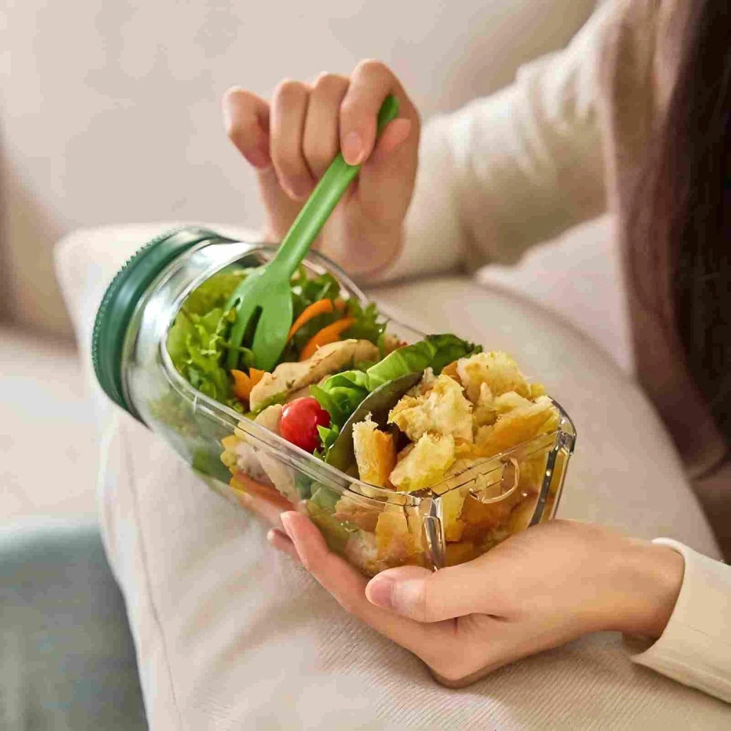 Leak-proof salad pod and meal prep container with silicone seal, reusable and lightweight.